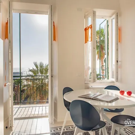 Appartement Apartment With Seaside View In The Historic Center