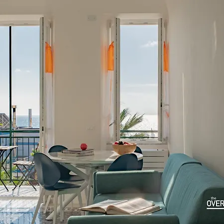 Apartment With Seaside View In The Historic Center Appartement Loano